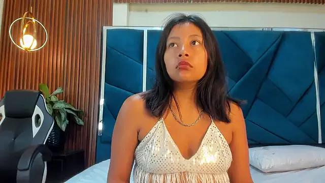 Dulce_Pettit from StripChat is Freechat
