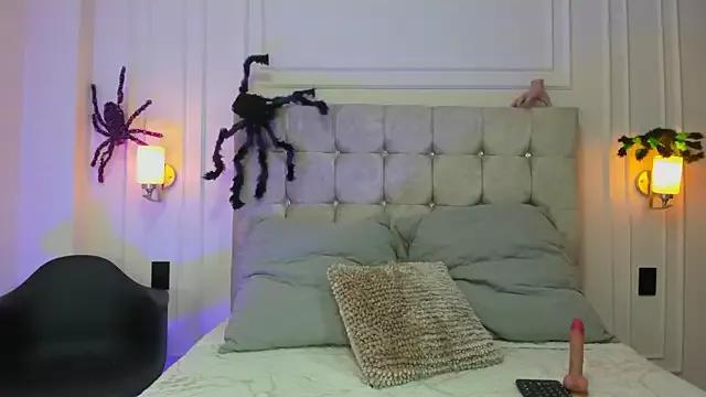 DulceEstrella_ from StripChat is Freechat