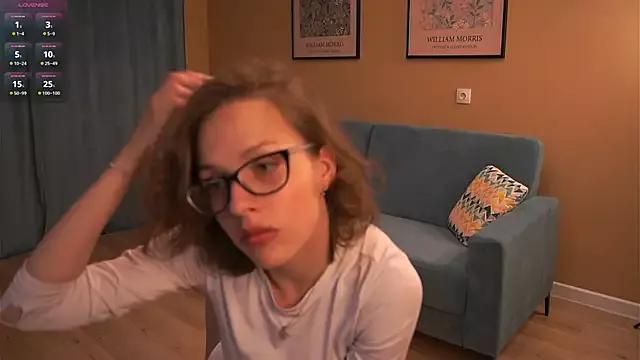 EdlinBorne from StripChat is Freechat