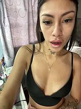 Effy_Bonny from StripChat