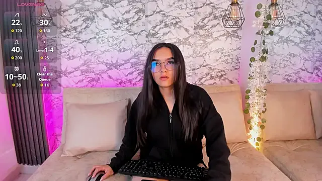 eimi_rosse18's avatar