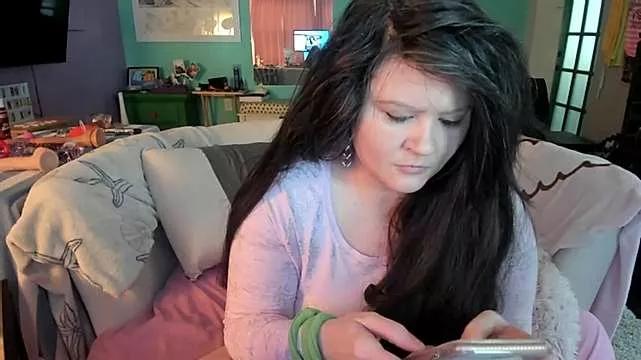 electrifiedlove from StripChat