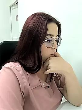 Elisa_miller from StripChat is Freechat