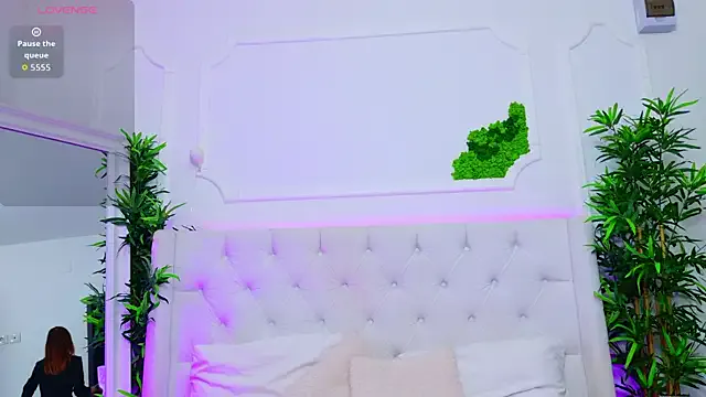 ElisaCharm — Freechat on StripChat