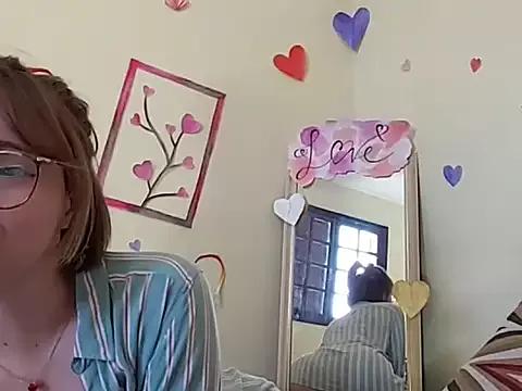 Elise_Nyx from StripChat is Freechat