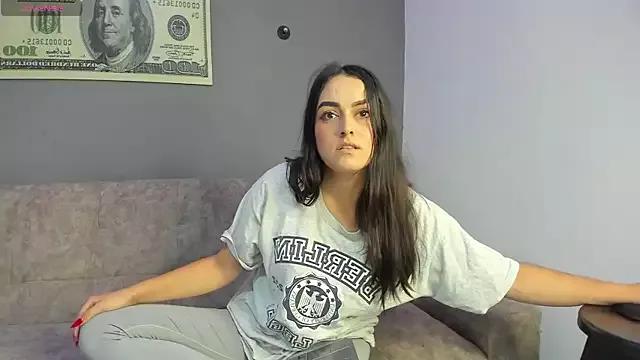 elizabeth_lamer from StripChat is Freechat