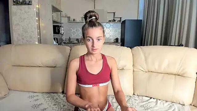 ElizSweet from StripChat is Freechat