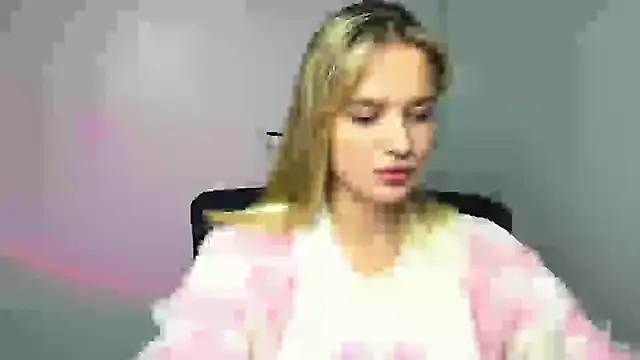 Ellamiss_mi from StripChat