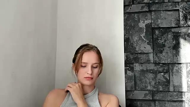 Ellamiss_mi from StripChat