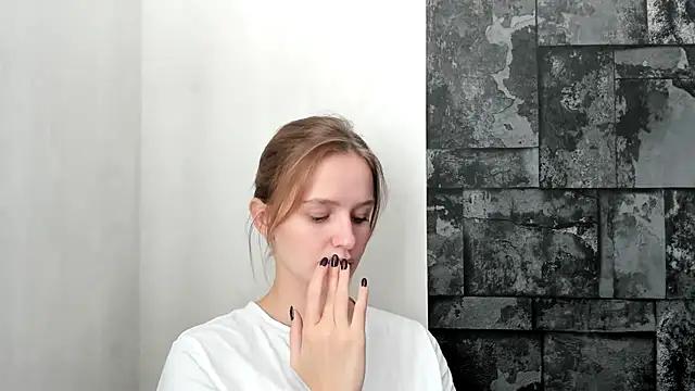 Ellamiss_mi from StripChat