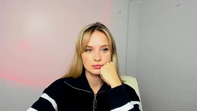 Ellamiss_mi from StripChat