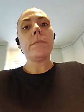 Avatar of Ellie-L-Elizabeth