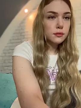 elliss_ from StripChat is Freechat