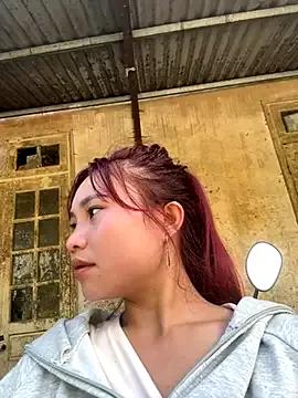 EllyBaby20 from StripChat is Freechat