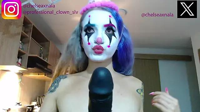 Eloise-brown from StripChat is Freechat