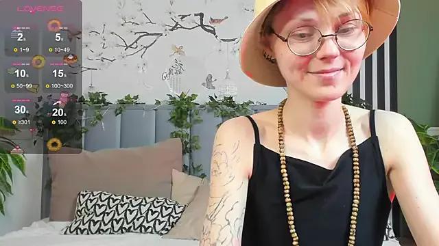 ema_spark from StripChat is Freechat