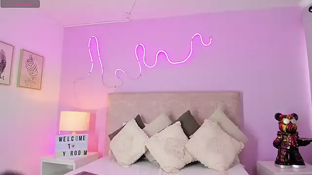 Avatar of EmaRae1499