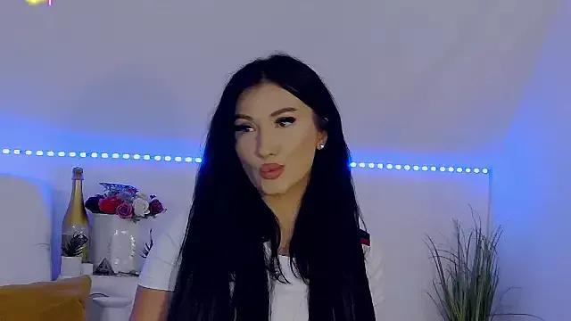 EmDesire from StripChat
