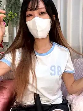 Photos of emiiiii1001 from StripChat is Freechat