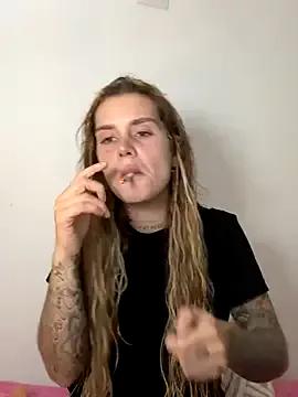 Try our girls live displays and explore the company of endless strippers, with beautiful physiques, vibrating toys and more.