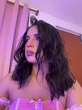 Try our girls live displays and explore the company of endless strippers, with beautiful physiques, vibrating toys and more.