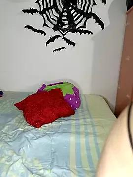 Emily__Hott from StripChat is Freechat