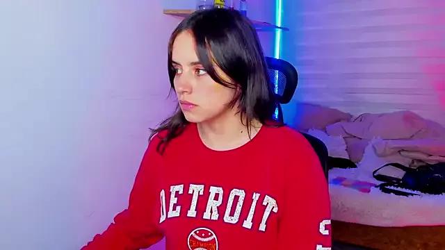 Emily_Lindey from StripChat is Freechat