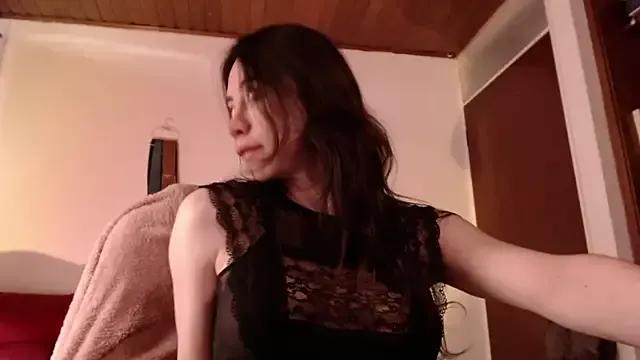 emily_pearl_ from StripChat is Freechat