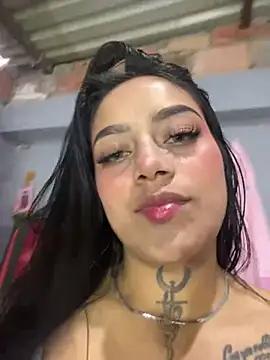 Try our girls live displays and explore the company of endless strippers, with beautiful physiques, vibrating toys and more.