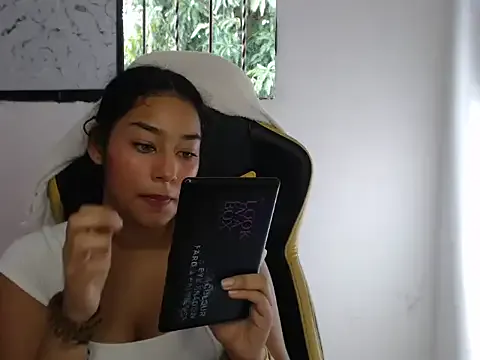 emily_stars1 — golden shower