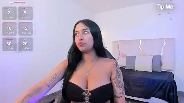 Emily_tay1 from StripChat is Freechat
