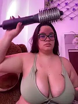 Try our girls live displays and explore the company of endless strippers, with beautiful physiques, vibrating toys and more.