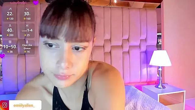 Try our girls live displays and explore the company of endless strippers, with beautiful physiques, vibrating toys and more.