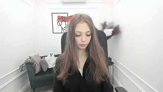 EmilyGraydis from StripChat is Freechat