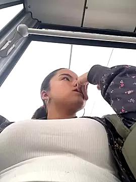 EmilyHarperr from StripChat is Freechat