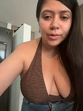 Try our girls live displays and explore the company of endless strippers, with beautiful physiques, vibrating toys and more.