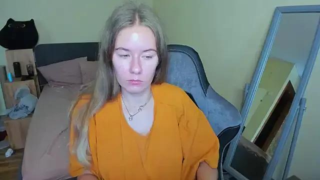 Try our girls live displays and explore the company of endless strippers, with beautiful physiques, vibrating toys and more.