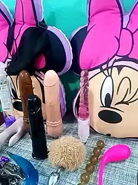 Try our girls live displays and explore the company of endless strippers, with beautiful physiques, vibrating toys and more.