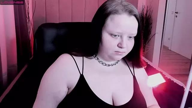 EMMA__CONNOR from StripChat