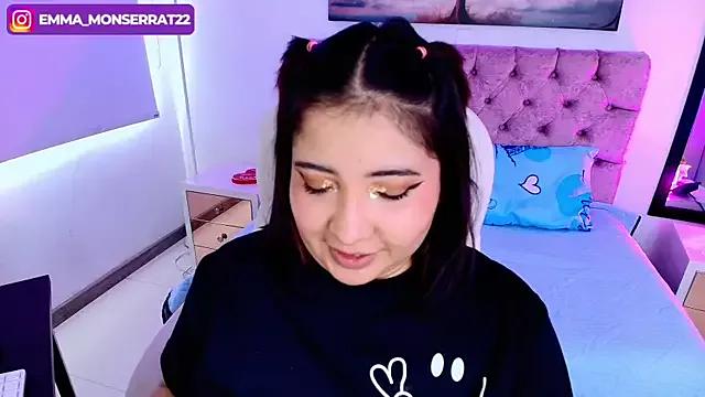 Try our girls live displays and explore the company of endless strippers, with beautiful physiques, vibrating toys and more.