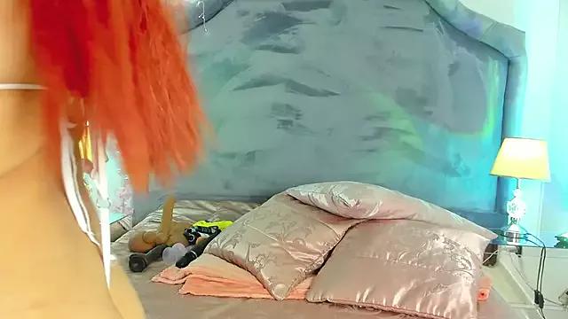 Emma_Saylor from StripChat is Freechat