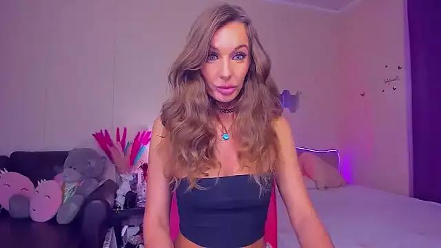 EmmaAbramson from StripChat