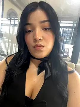 Try our girls live displays and explore the company of endless strippers, with beautiful physiques, vibrating toys and more.