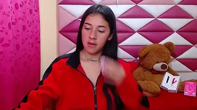emmajonzlx from StripChat