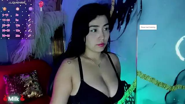emmamilk6 from StripChat is Freechat
