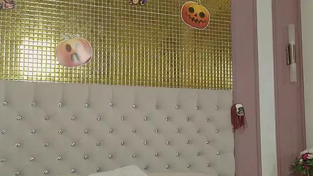 EmmaStarkk from StripChat is Freechat