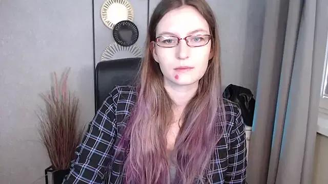 Try our girls live displays and explore the company of endless strippers, with beautiful physiques, vibrating toys and more.