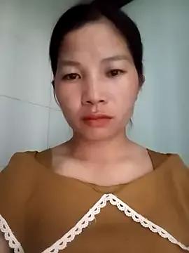 EmMay123 from StripChat is Freechat