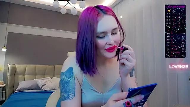 emmy_bright from StripChat