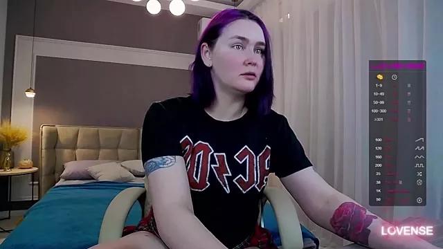 Emmy_bright webcams show profile image 